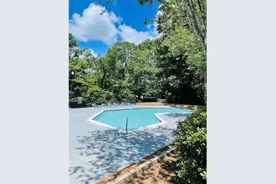 635 Windchase Lane, Stone Mountain, GA 30083 - Photo 13