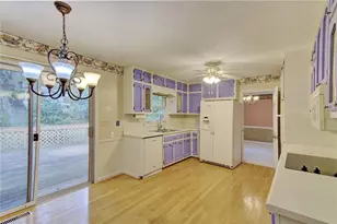 4607 Sudbury Rd, Dunwoody, GA 30360 - Photo 13