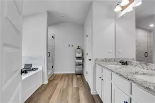 4950 Zoya Ct SW, Atlanta, GA 30331 - Photo 33
