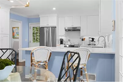 1556 Walthall Court NW, Atlanta, GA 30318 - Photo 29