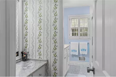 1556 Walthall Court NW, Atlanta, GA 30318 - Photo 19