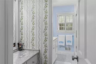 1556 Walthall Ct NW, Atlanta, GA 30318 - Photo 19