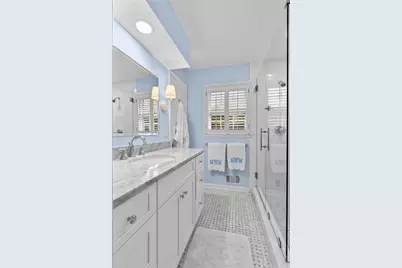 1556 Walthall Court NW, Atlanta, GA 30318 - Photo 17