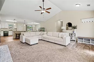48 Robins Lndg, Winder, GA 30680 - Photo 5