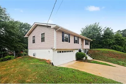 2120 Sandgate Circle, Atlanta, GA 30349 - Photo 3
