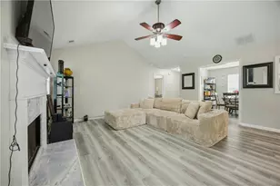 220 Ashland Manor Dr, Lawrenceville, GA 30045 - Photo 11