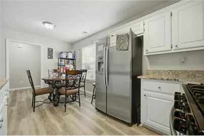 220 Ashland Manor Drive, Lawrenceville, GA 30045 - Photo 7