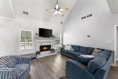 4523 Lafayette Lane, Loganville, GA 30052 - Photo 7