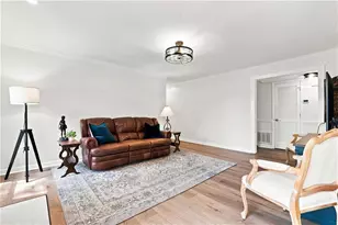 1003 Canyon Point Cir, Roswell, GA 30076 - Photo 5