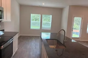8333 Columbia Ct, Palmetto, GA 30268 - Photo 7