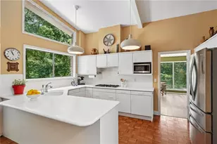2018 Glacier Dr, Stone Mountain, GA 30087 - Photo 23