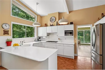 2018 Glacier Drive, Stone Mountain, GA 30087 - Photo 19