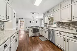 914 Newcastle Dr SW, Lilburn, GA 30047 - Photo 21