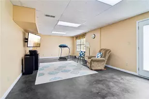914 Newcastle Dr SW, Lilburn, GA 30047 - Photo 61