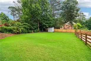 914 Newcastle Dr SW, Lilburn, GA 30047 - Photo 81