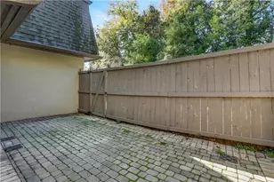 9 Ivy Gates NE, Atlanta, GA 30342 - Photo 29
