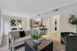 9 Ivy Gates NE, Atlanta, GA 30342 - Photo 3