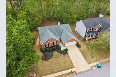 1316 Mandalay Court SW, Lilburn, GA 30047 - Photo 37