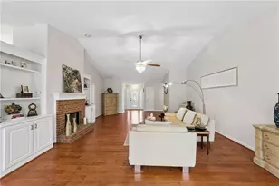 1316 Mandalay Ct SW, Lilburn, GA 30047 - Photo 11