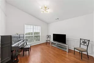 1316 Mandalay Ct SW, Lilburn, GA 30047 - Photo 15