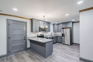 34 Depot St, Hartwell, GA 30643 - Photo 9