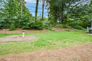 435 Stonebridge Dr, Roswell, GA 30075 - Photo 41