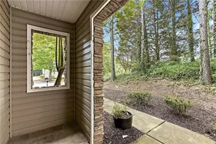 511 W Oaks Dr, Woodstock, GA 30188 - Photo 9