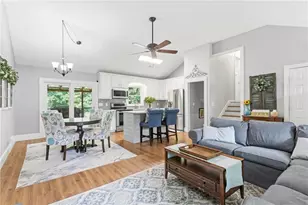 5627 Pinedale Cir, Sugar Hill, GA 30518 - Photo 13