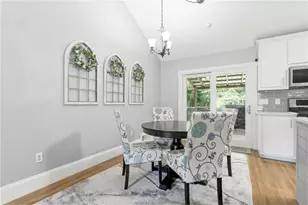 5627 Pinedale Cir, Sugar Hill, GA 30518 - Photo 7