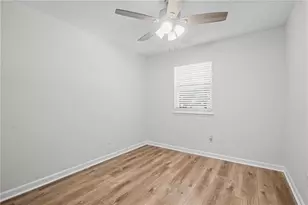 2293 Cherokee Valley Dr, Lithonia, GA 30058 - Photo 21
