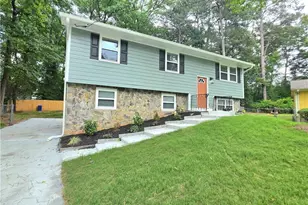 2293 Cherokee Valley Dr, Lithonia, GA 30058 - Photo 3