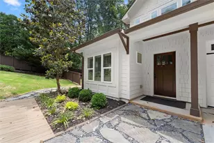 7135 Haw Creek Pl, Gainesville, GA 30506 - Photo 3