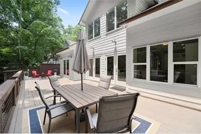 7135 Haw Creek Place, Gainesville, GA 30506 - Photo 11