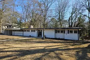 989 Rudolph St, Gainesville, GA 30501 - Photo 1