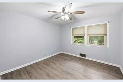 989 Rudolph Street, Gainesville, GA 30501 - Photo 13