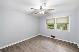989 Rudolph St, Gainesville, GA 30501 - Photo 13
