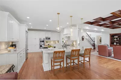 9070 Preston Lane, Suwanee, GA 30024 - Photo 5