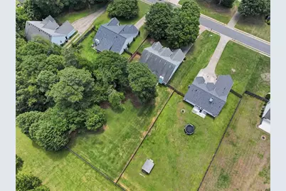 5780 Newberry Point Drive, Flowery Branch, GA 30542 - Photo 39