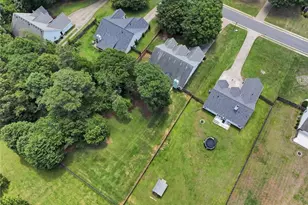 5780 Newberry Point Dr, Flowery Branch, GA 30542 - Photo 39