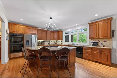 12190 Charlotte Drive, Alpharetta, GA 30004 - Photo 9