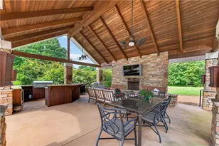 12190 Charlotte Dr, Alpharetta, GA 30004 - Photo 17