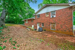 4894 Candlewood Ln, Stone Mountain, GA 30088 - Photo 33
