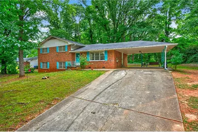 4894 Candlewood Lane, Stone Mountain, GA 30088 - Photo 3