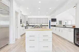 10 Quarry Lake Ct, Atlanta, GA 30342 - Photo 15