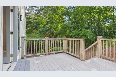 10 Quarry Lake Court, Atlanta, GA 30342 - Photo 33