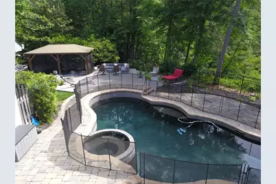 10 Quarry Lake Court, Atlanta, GA 30342 - Photo 5
