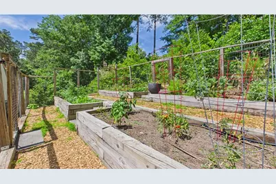 10 Quarry Lake Court, Atlanta, GA 30342 - Photo 47