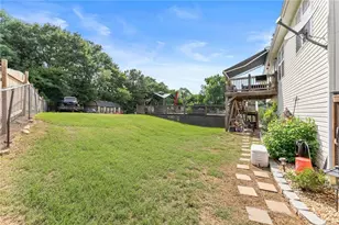233 Cambridge Dr, Loganville, GA 30052 - Photo 33