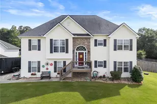 233 Cambridge Dr, Loganville, GA 30052 - Photo 1