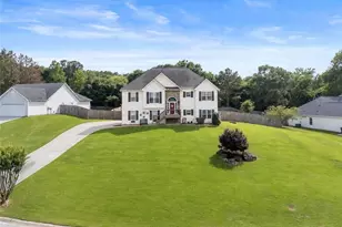233 Cambridge Dr, Loganville, GA 30052 - Photo 3